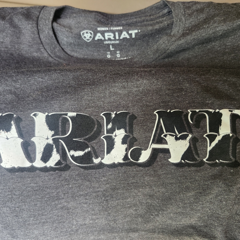 Ariat Womens Gray Graphic T-Shirt